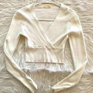 Beautiful ivory crop top